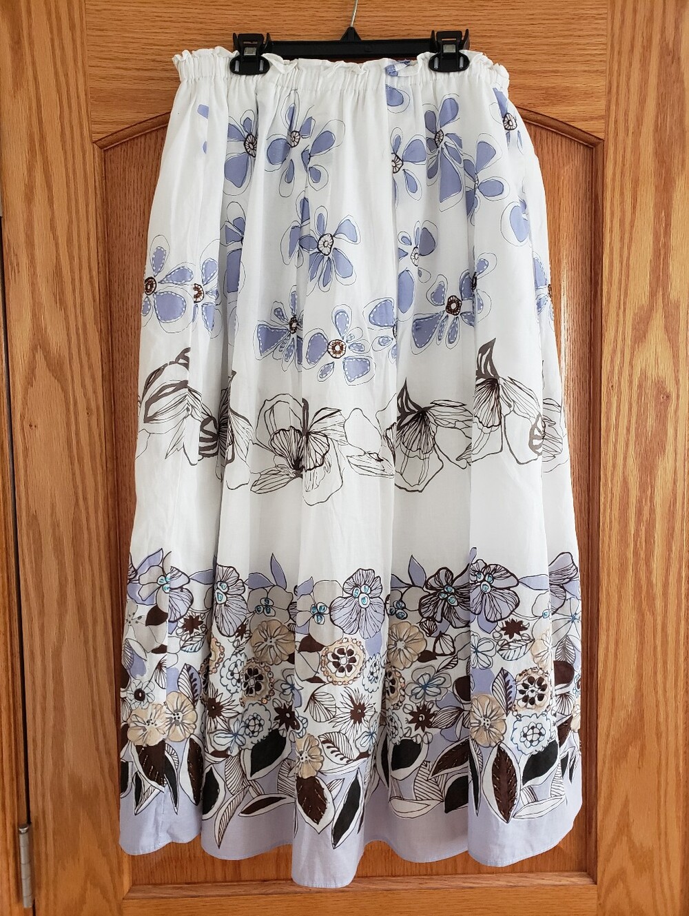 LA BLEND White Midi Skirt with Lavender & Brown Floral Border Sequens Beads Sz.L